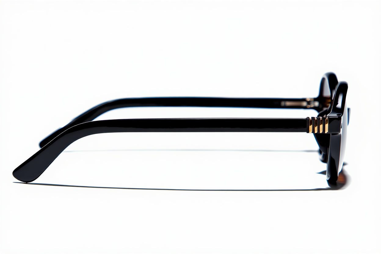 Oval Black sunnies with black lenses - Side angle 2