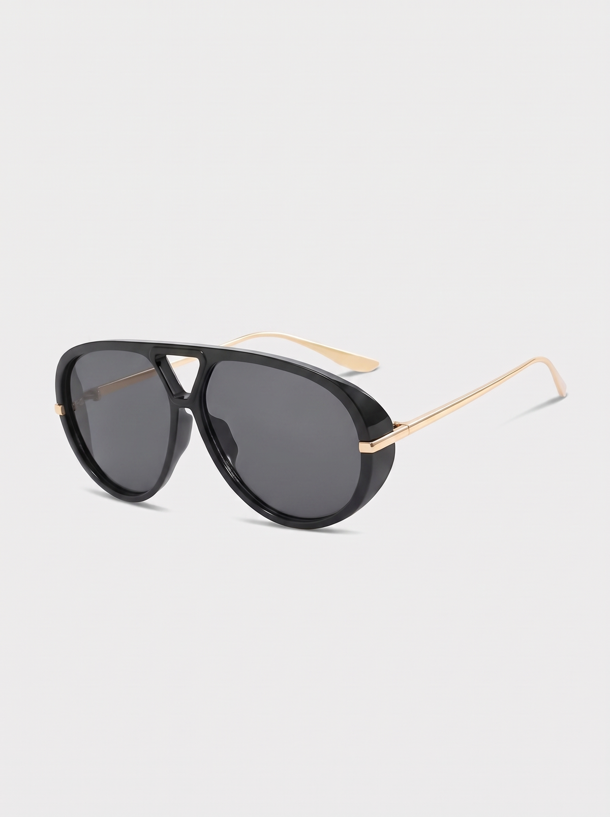Rivoli Black